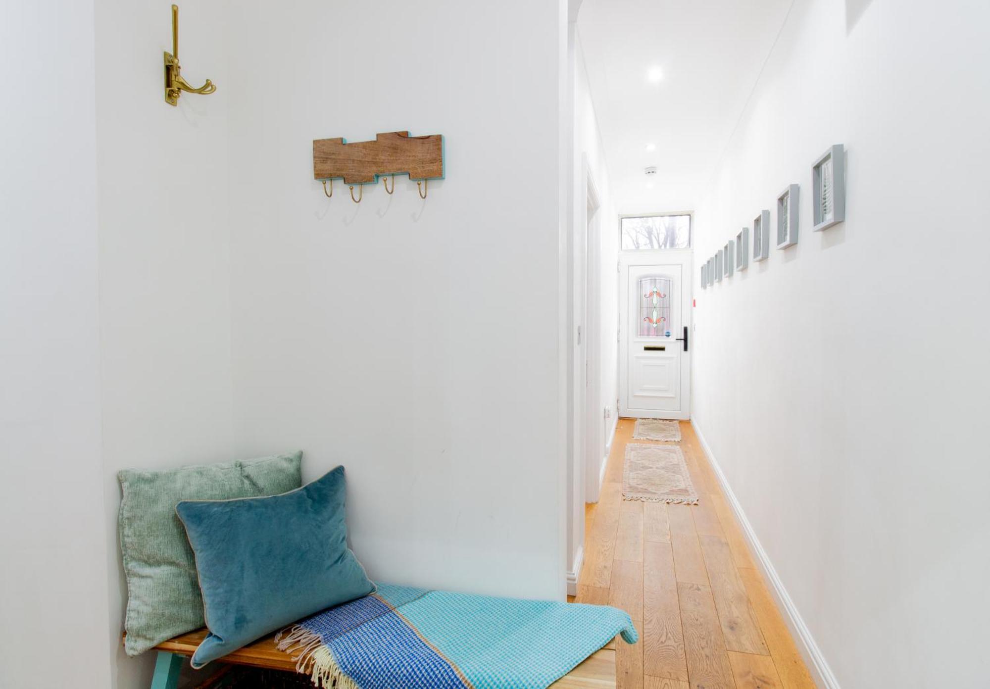 Spacious 4Br House, 2 En Suites With Garden & On-Site Parking Maidstone Bagian luar foto